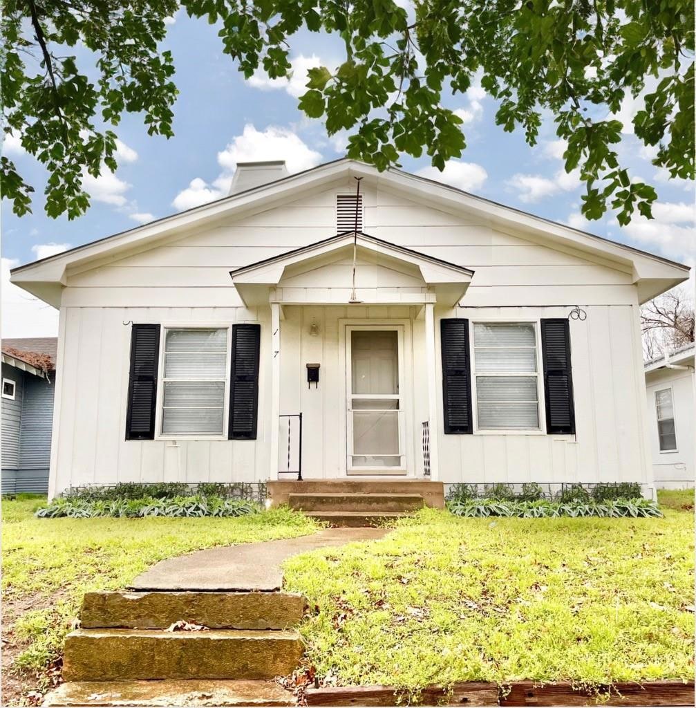 1027 W Chestnut St unit 1025, Denison, TX 75020 - photo 1