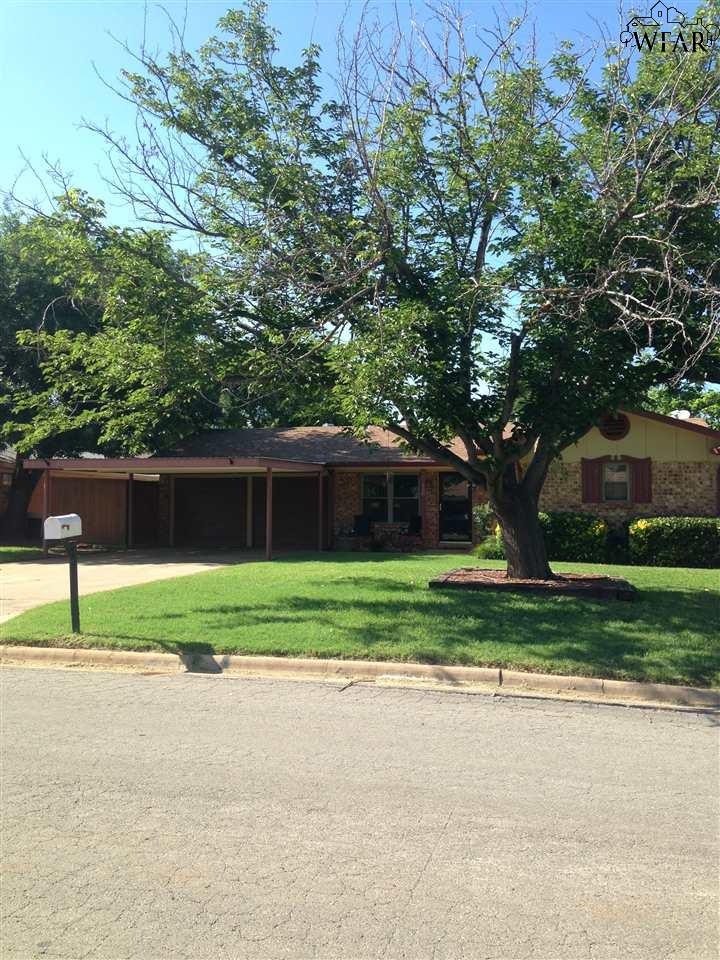 This 3 Bedroom home has a 2 car garage plus a 2 ca