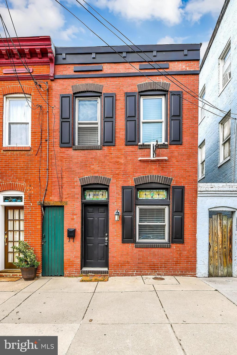 1210 S Clinton St, Baltimore, MD 21224 - photo 1