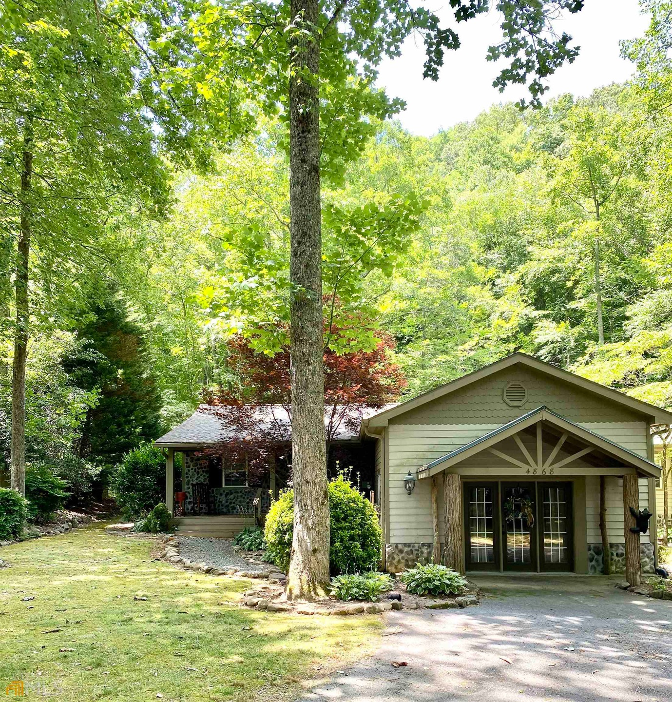 4868 Swallows Creek Road Creekside retreat