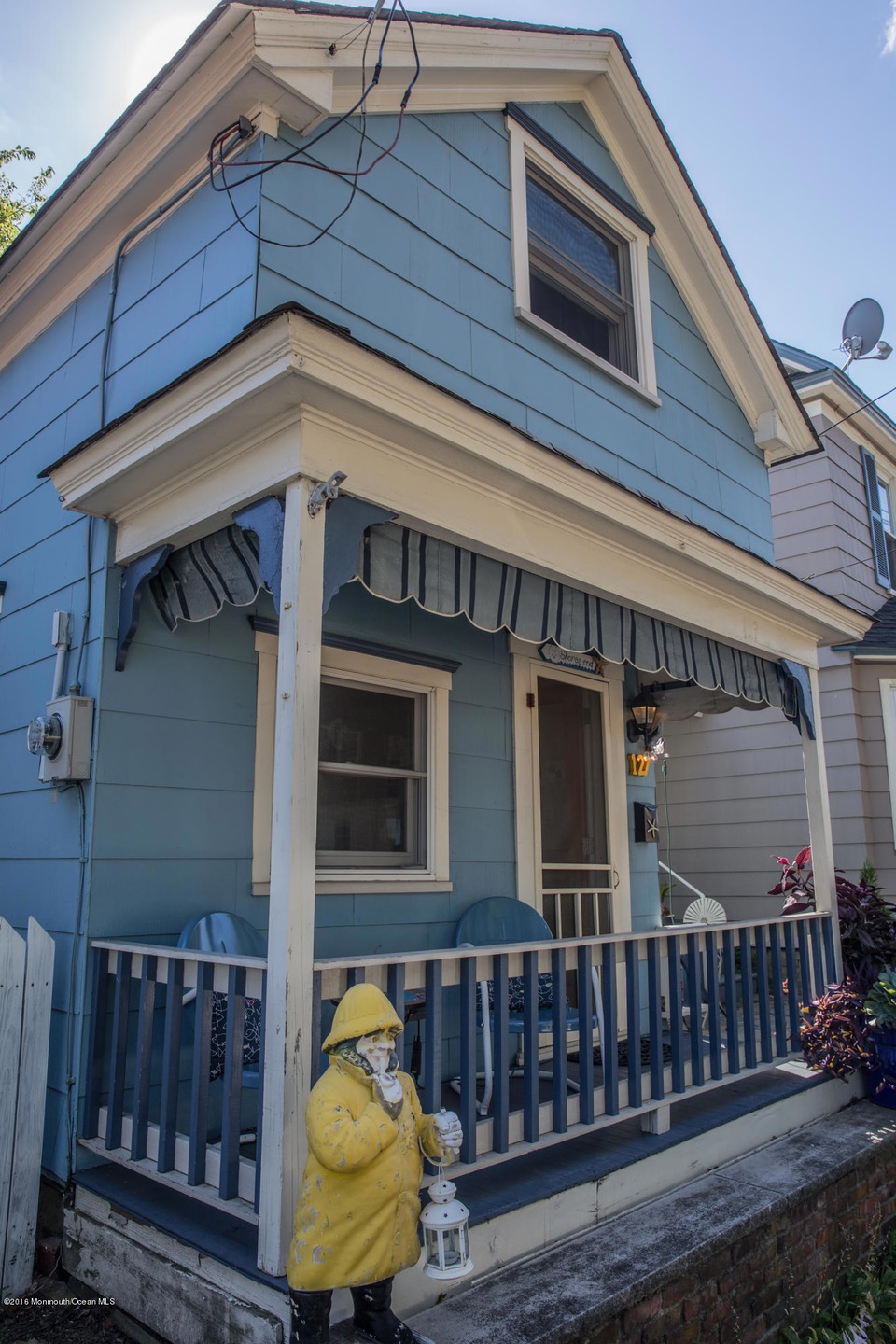 127 Lawrence Exterior