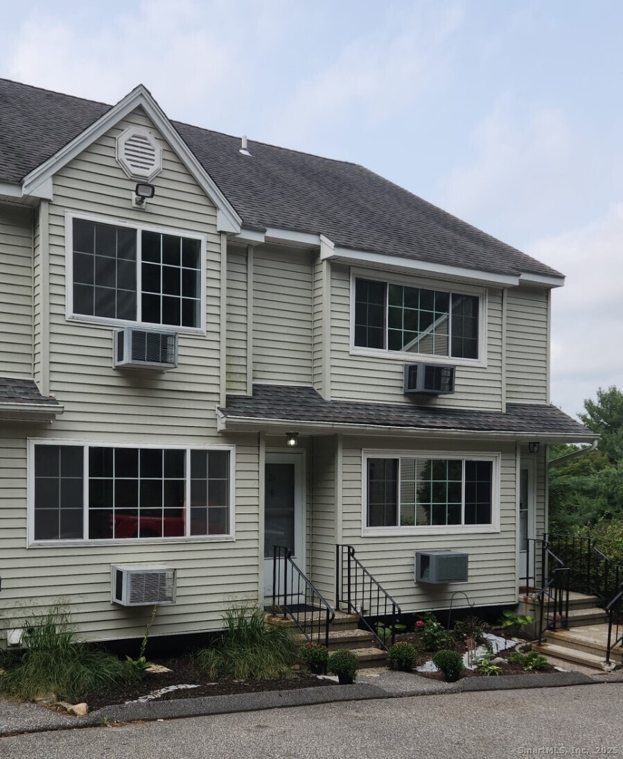 Under Contract $209,900