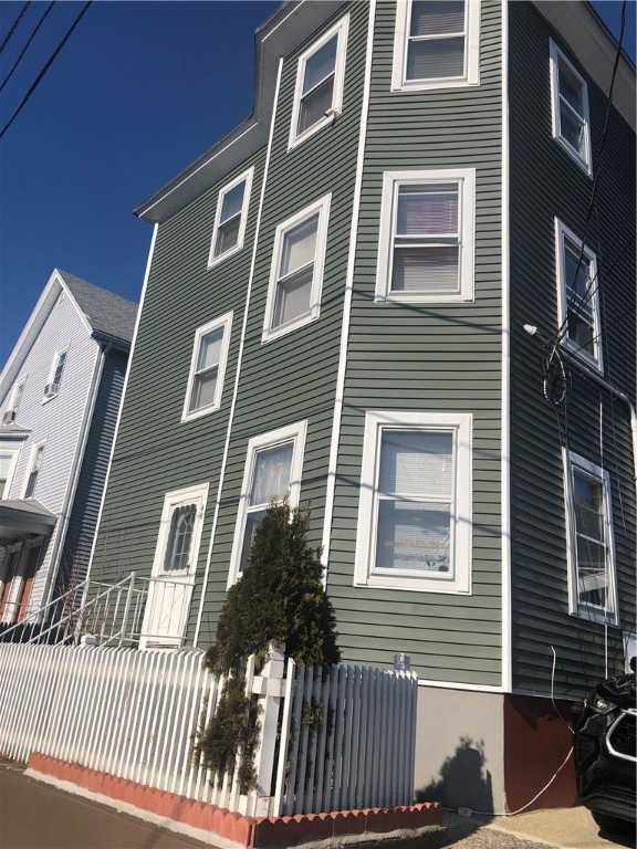 48 Margaret St, Pawtucket, RI 02860 - photo 1