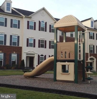 24598 Johnson Oak Terrace, Sterling, VA 20166 - photo 1