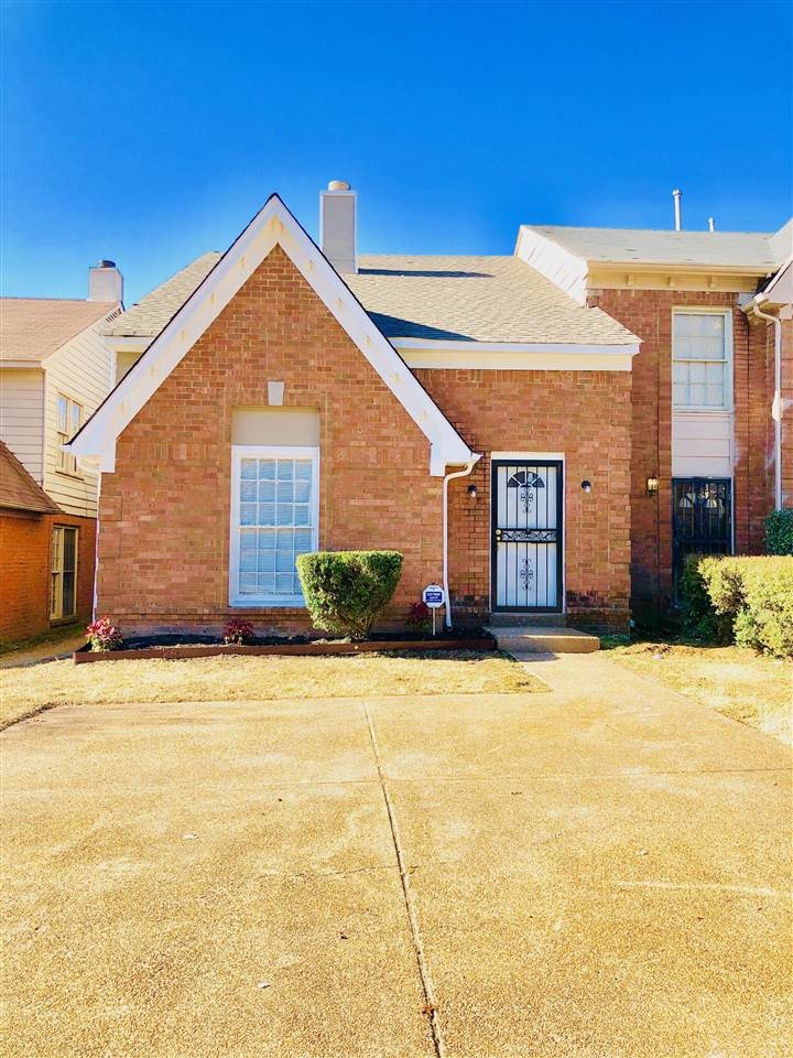 3571 Bishops Gate Dr, Memphis, TN 38115 - photo 1