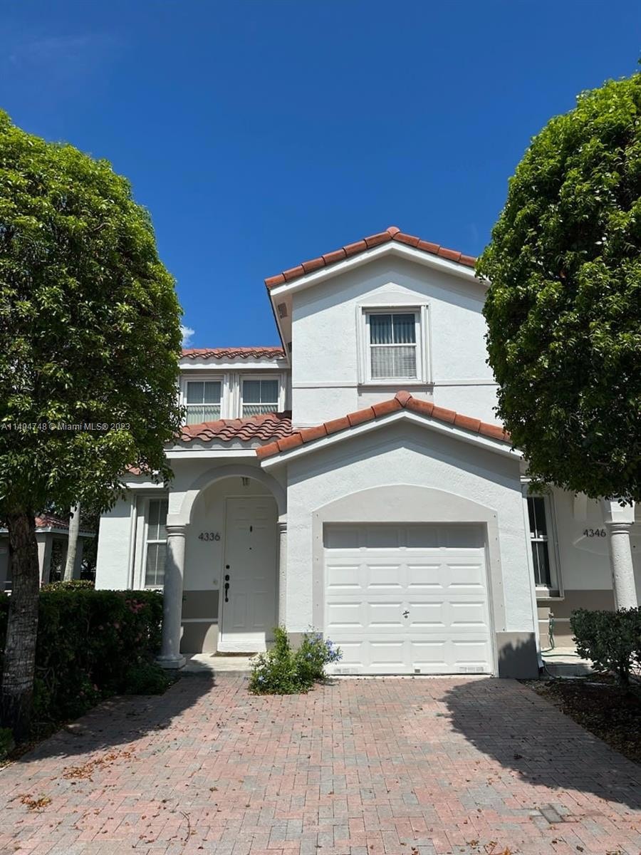 4336 NW 116th Ave, Doral, FL 33178 - photo 1