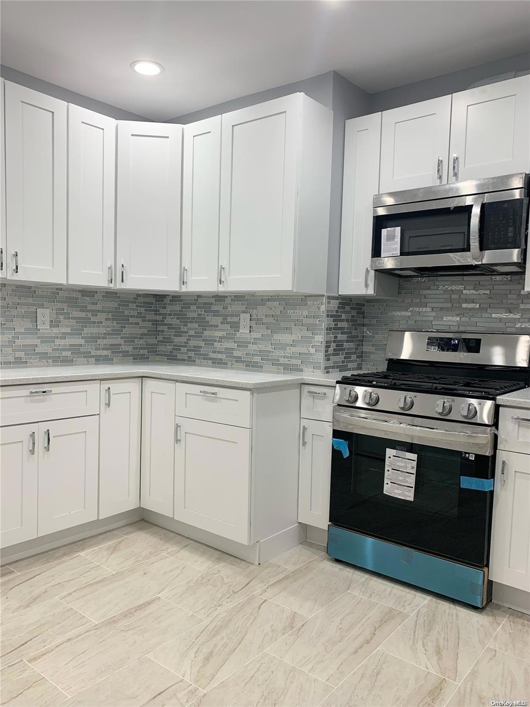 Sold $685,000 • Co-Listing Agent