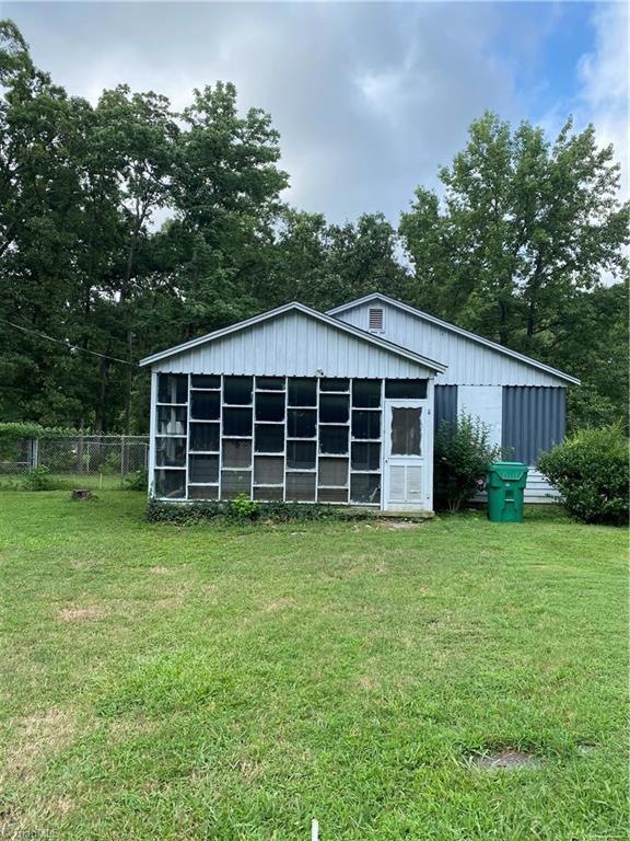 901 Winslow St, High Point, NC 27260 - photo 1