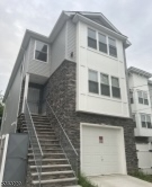 For Rent $2,650/month