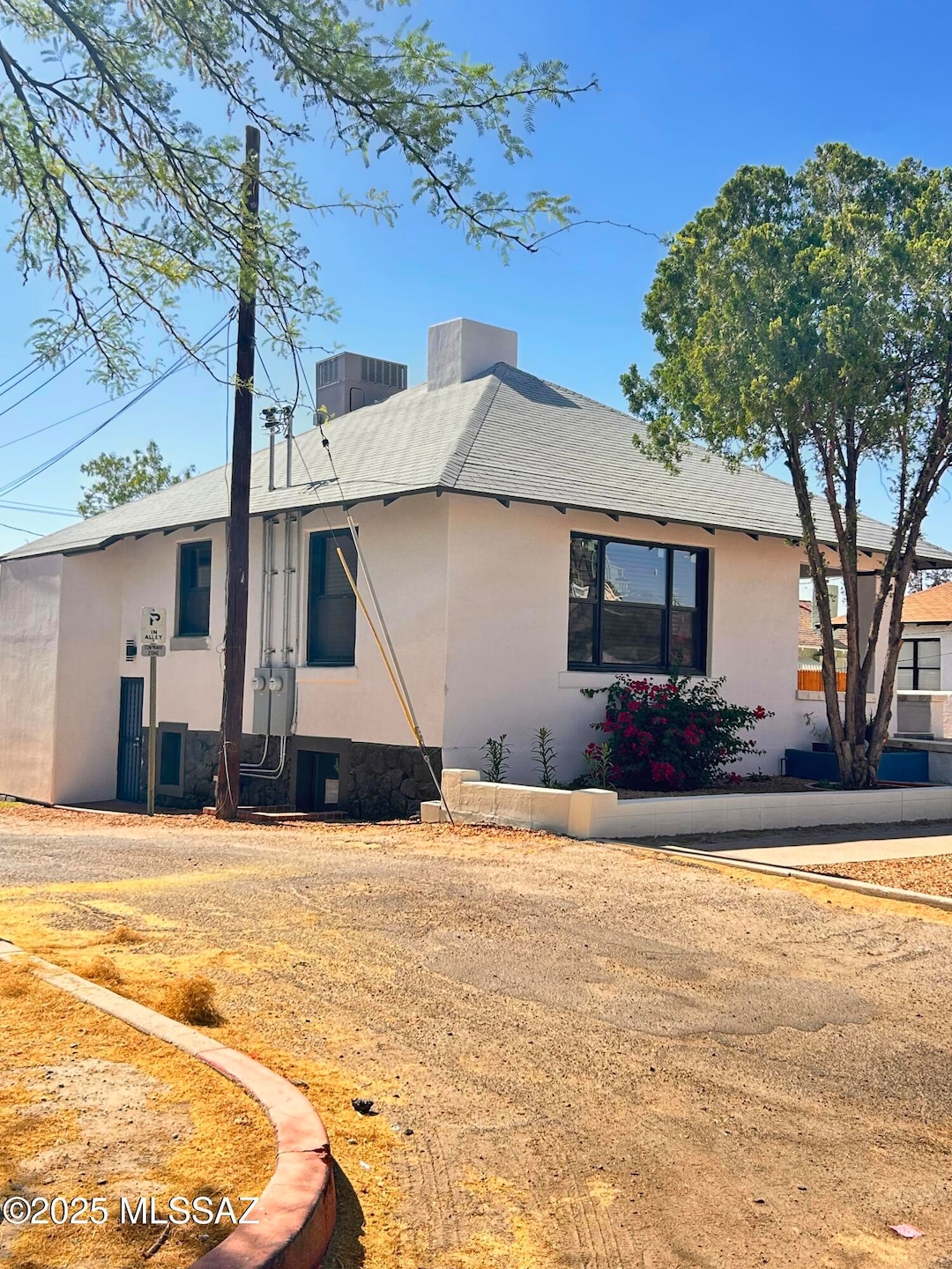 837 N 1st Ave, Tucson, AZ 85719 - photo 1