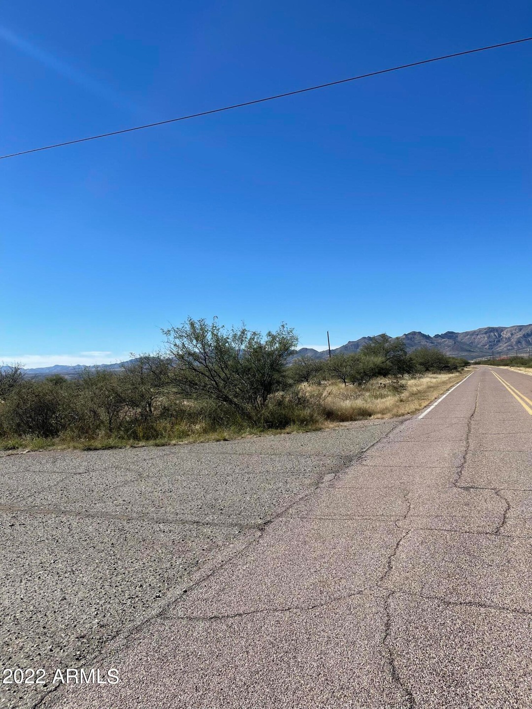 Corner lot/street view