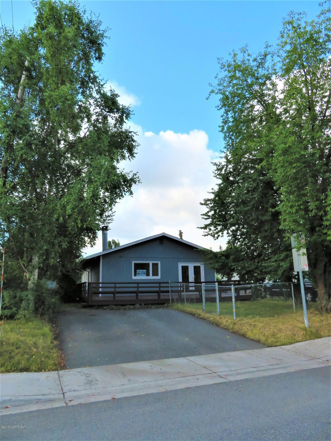 5000 E. 4th Avenue