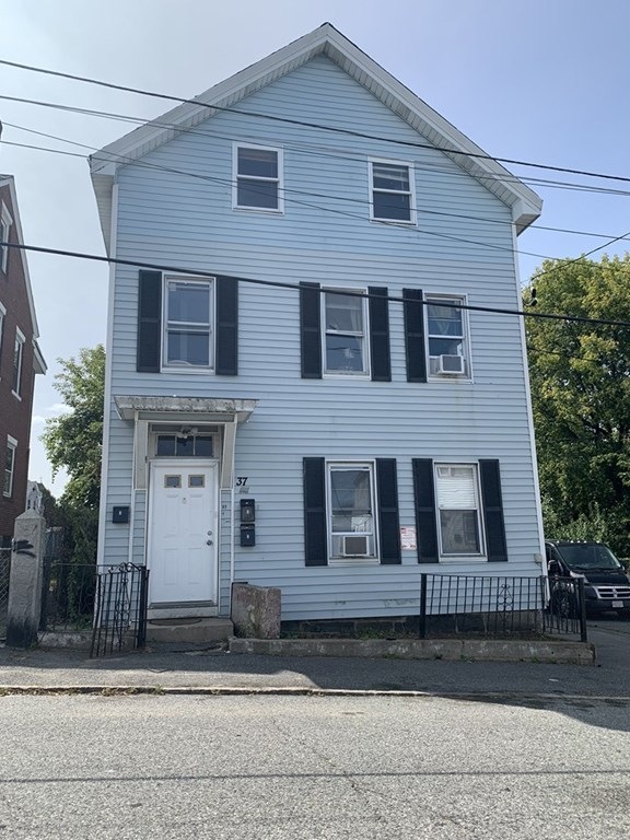 37 Chapel St unit 3, Lowell, MA 01852 - photo 1