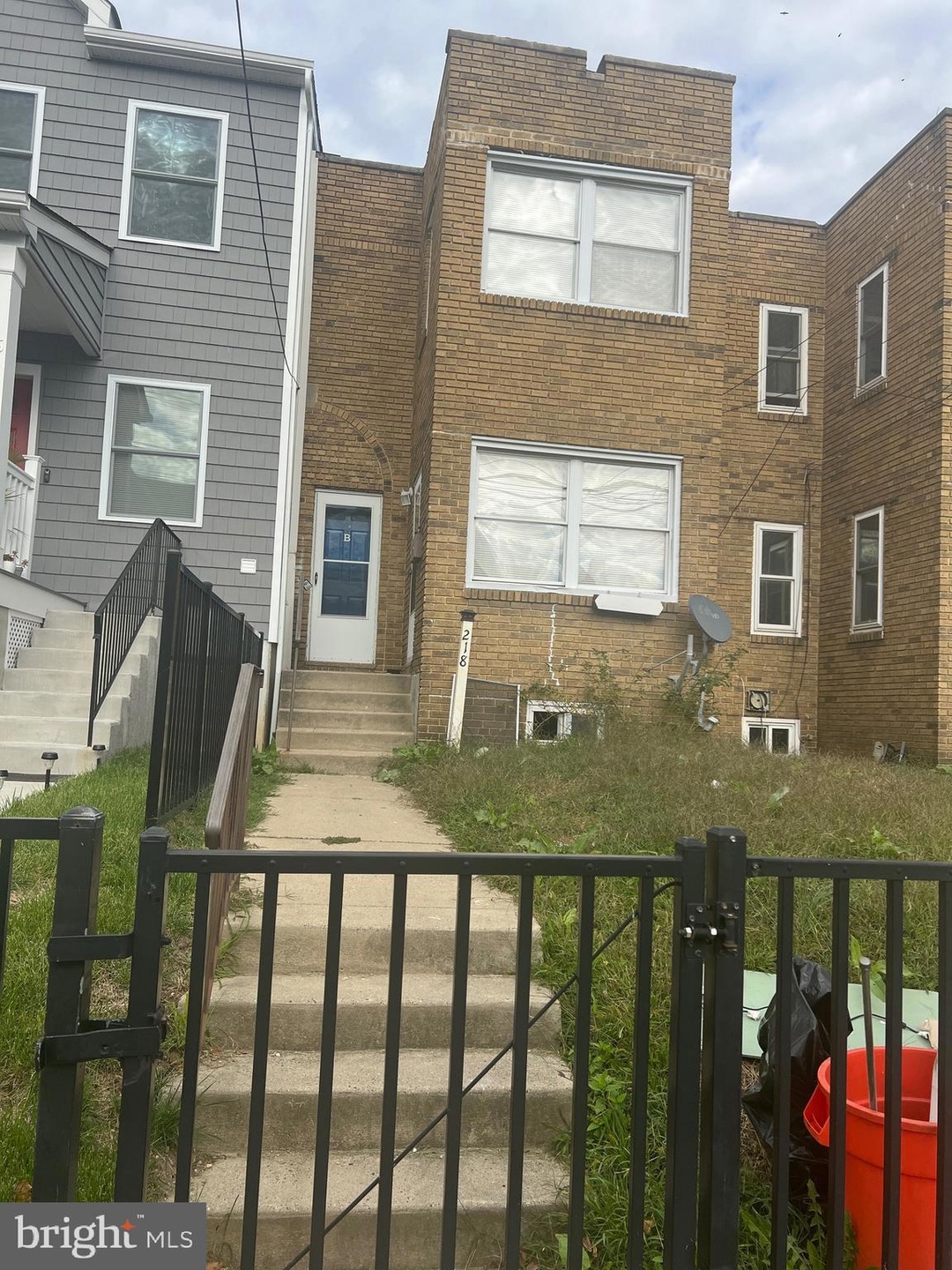 218 Morse St unit A, Camden, NJ 08105 - photo 1