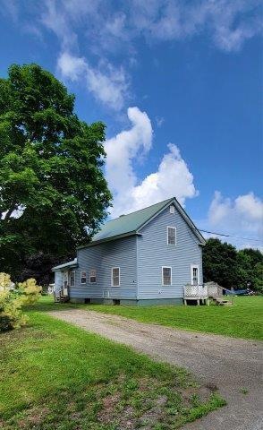 9 Perry St, Lincoln, ME 04457 - photo 1