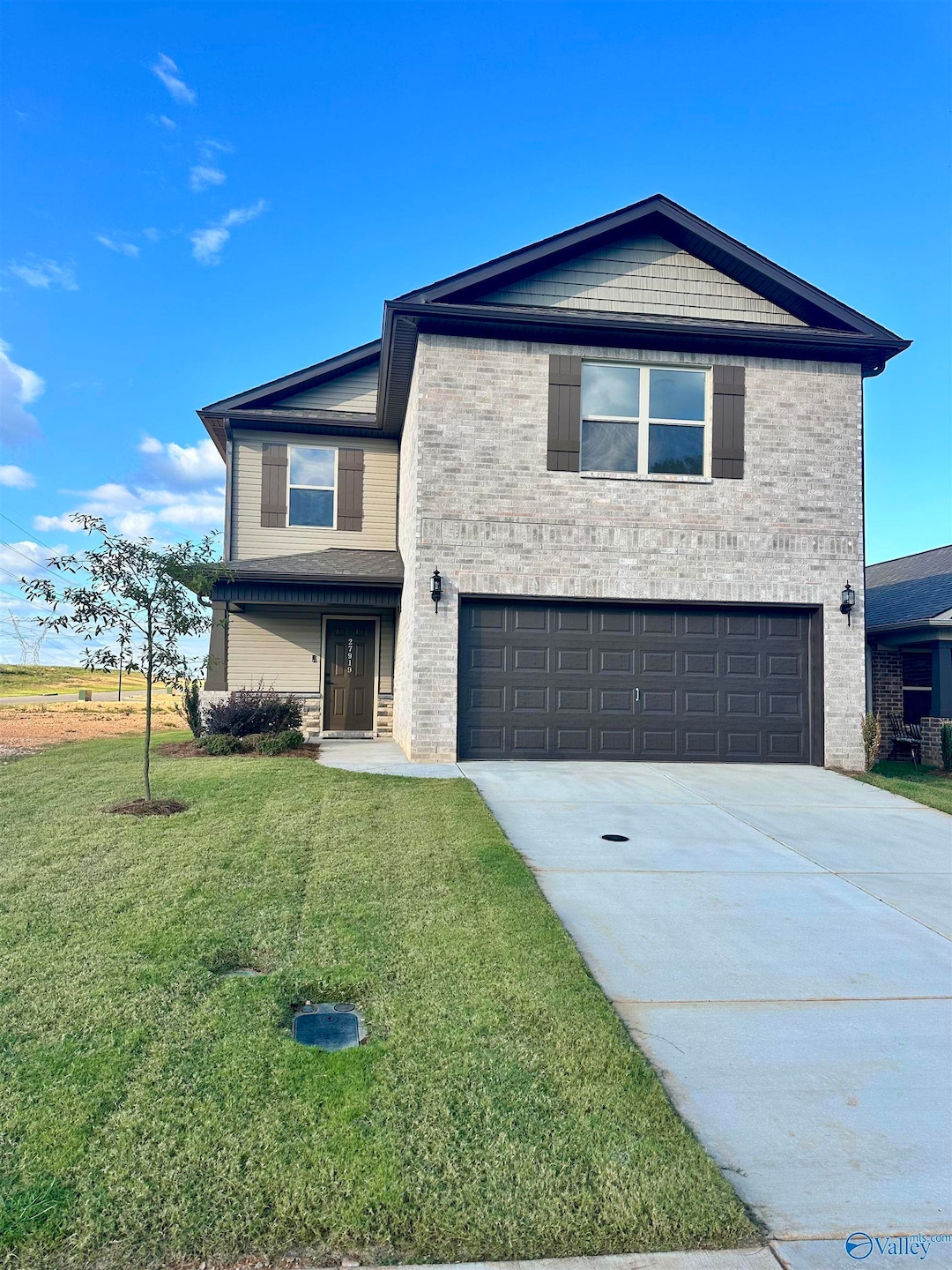 27919 Chalmers Cir, Harvest, AL 35749 - photo 1