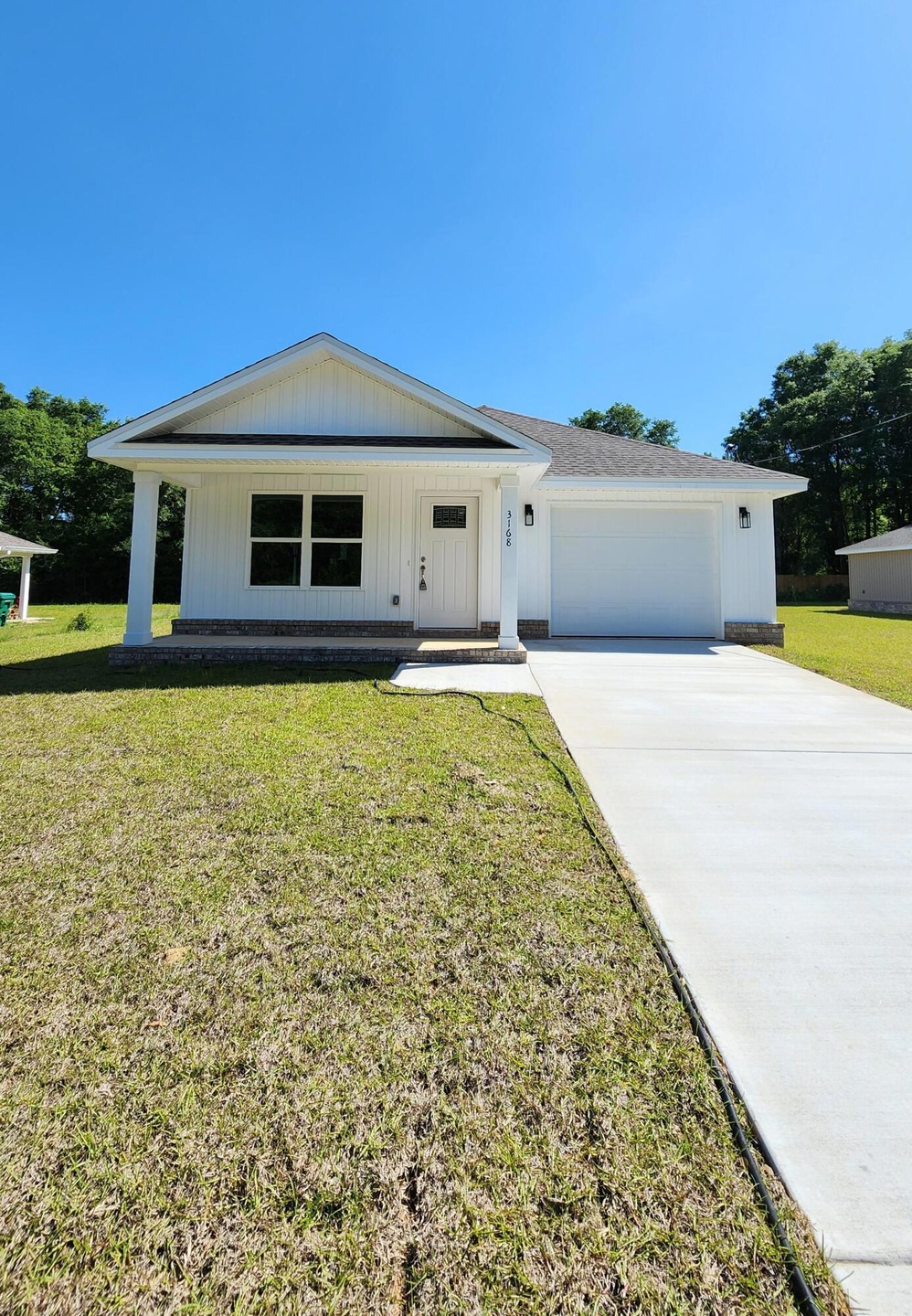 3168 Main St