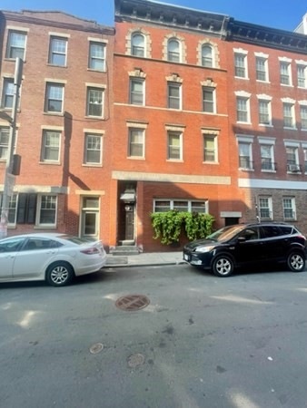 13 Cooper St, Boston, MA 02113 - photo 1