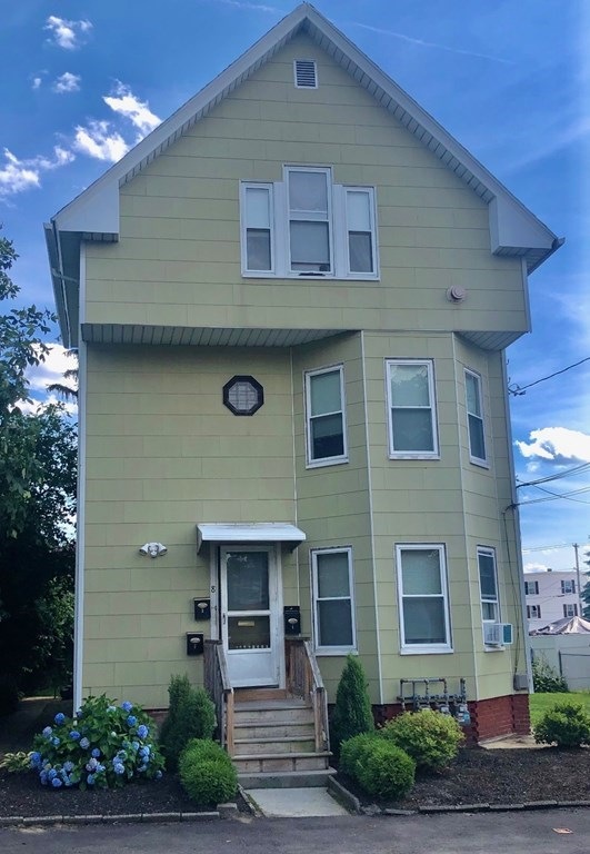 8 Greendale Ave, Worcester, MA 01606 - photo 1