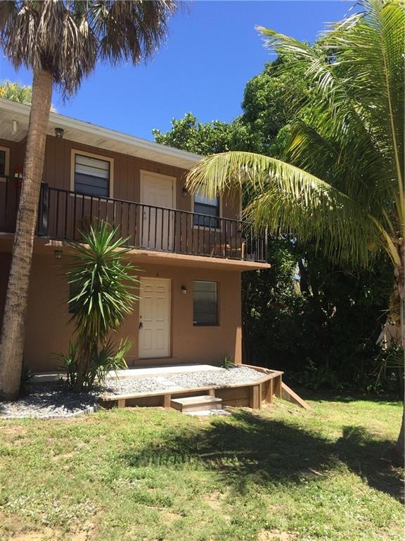 2121 NE Park St unit 2A, Jensen Beach, FL 34957 - photo 1