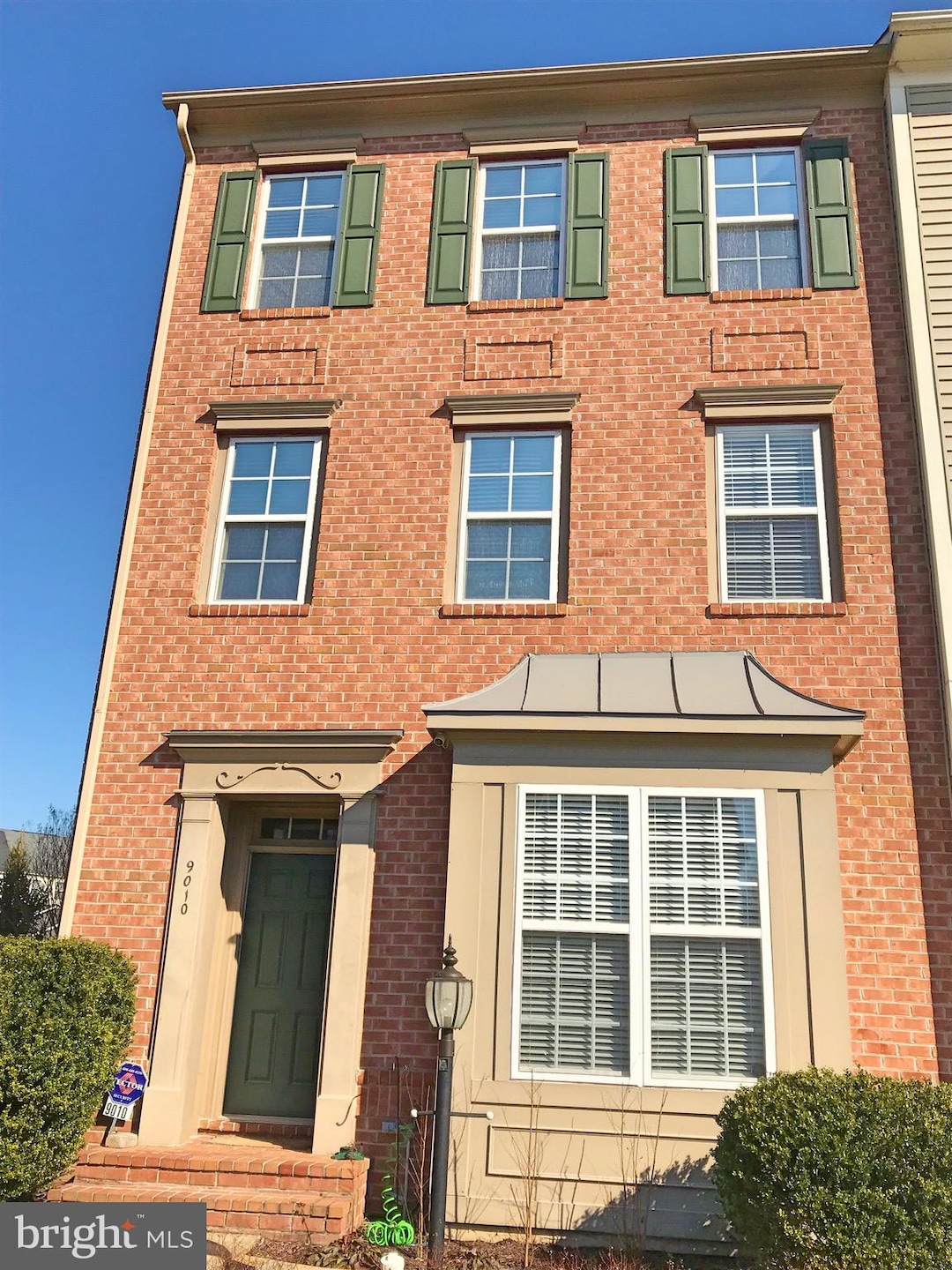 9010 Ribbon Falls Loop, Bristow, VA 20136 - photo 1