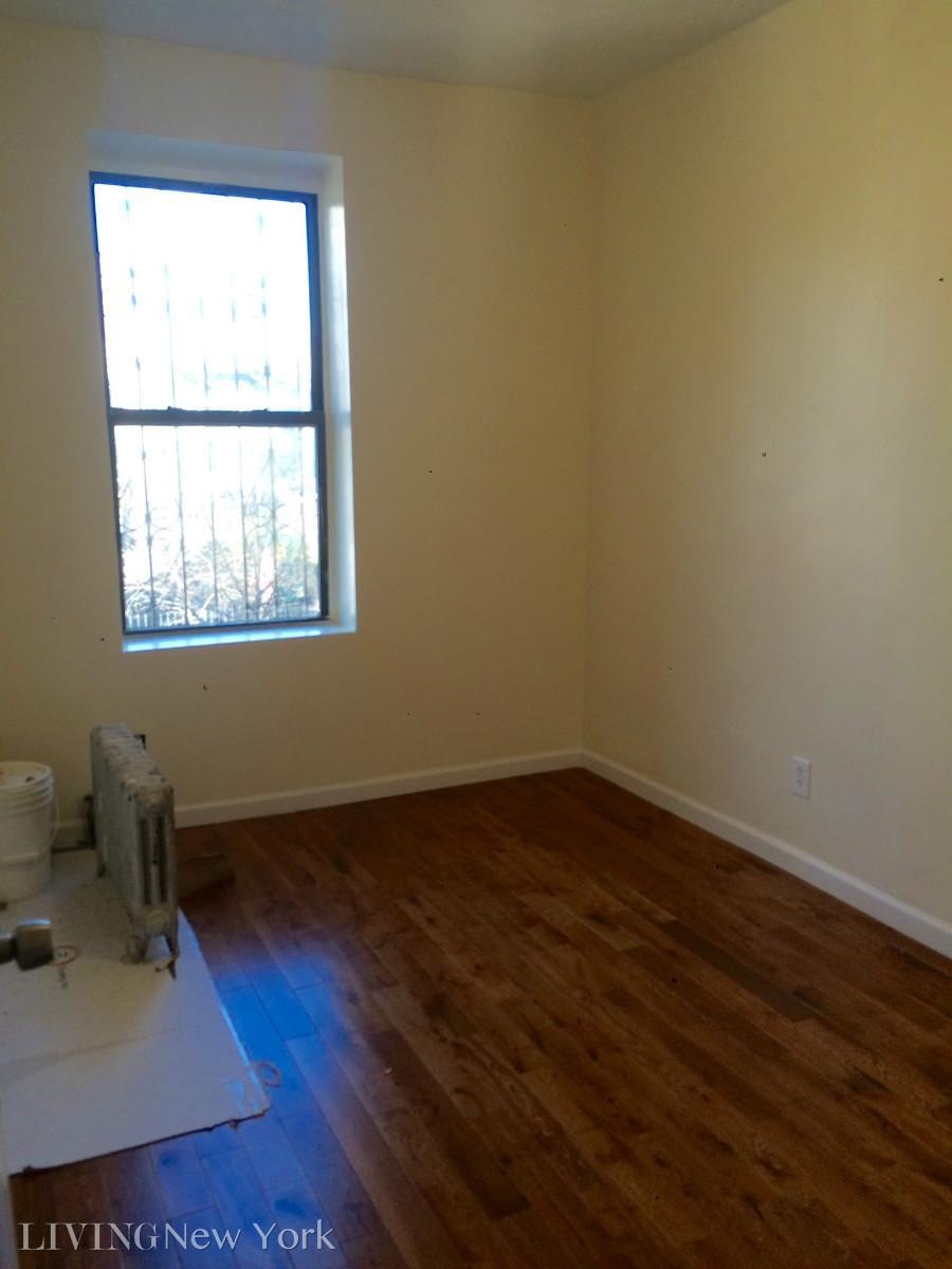 2480 Belmont Ave unit 3, Belmont, NY 10458 - photo 1