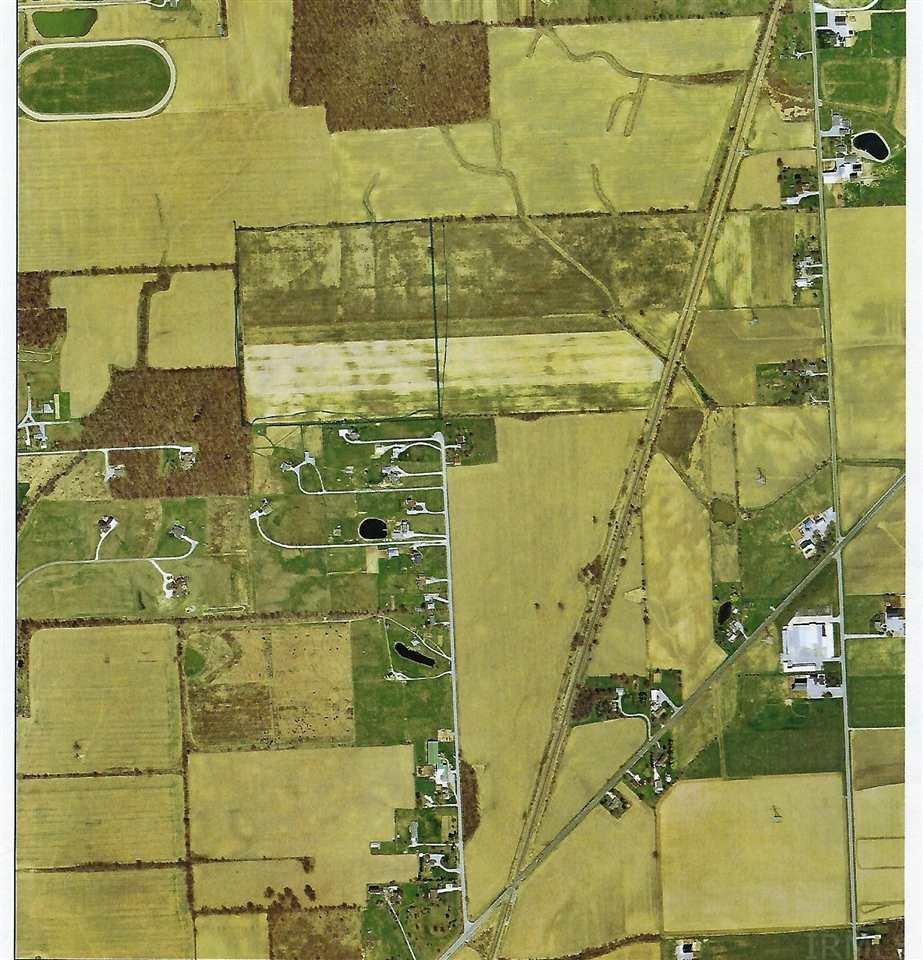 7915 Ricker Rd, Grabill, IN 46741 - photo 1