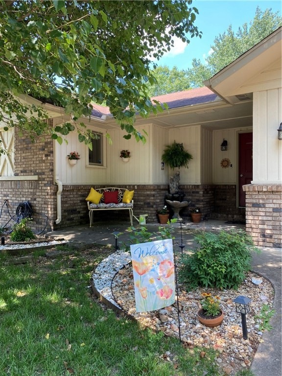 10 Hollow Way Dr, Bella Vista, AR 72715 - photo 1