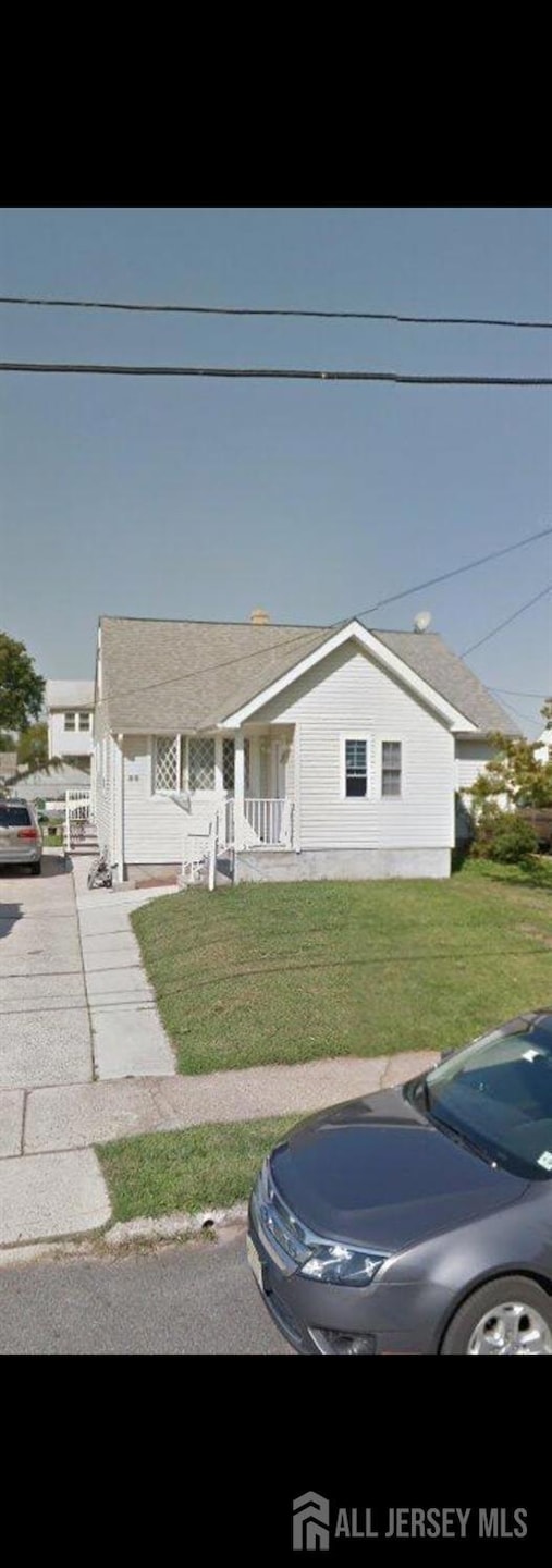 33 Hermann St, Carteret, NJ 07008 - photo 1