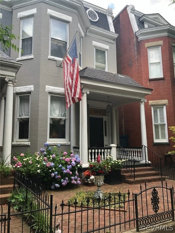 Beautifully renovated Fan home with front patio, f