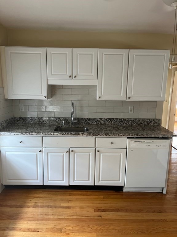 28-30 Bellvale St unit 2, Malden, MA 02148 - photo 1