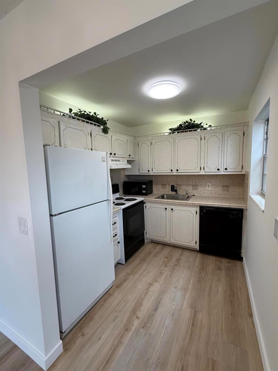 74 Northampton D, West Palm Beach, FL 33417 - photo 1