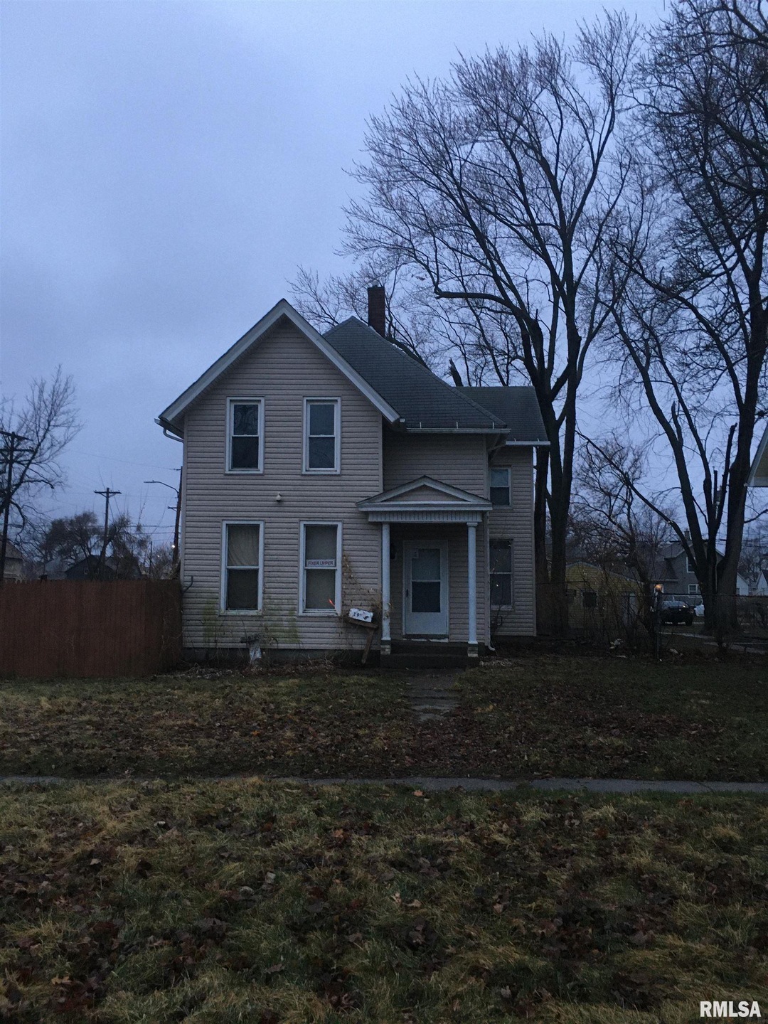 1903 W 2nd St, Davenport, IA 52802 - photo 1