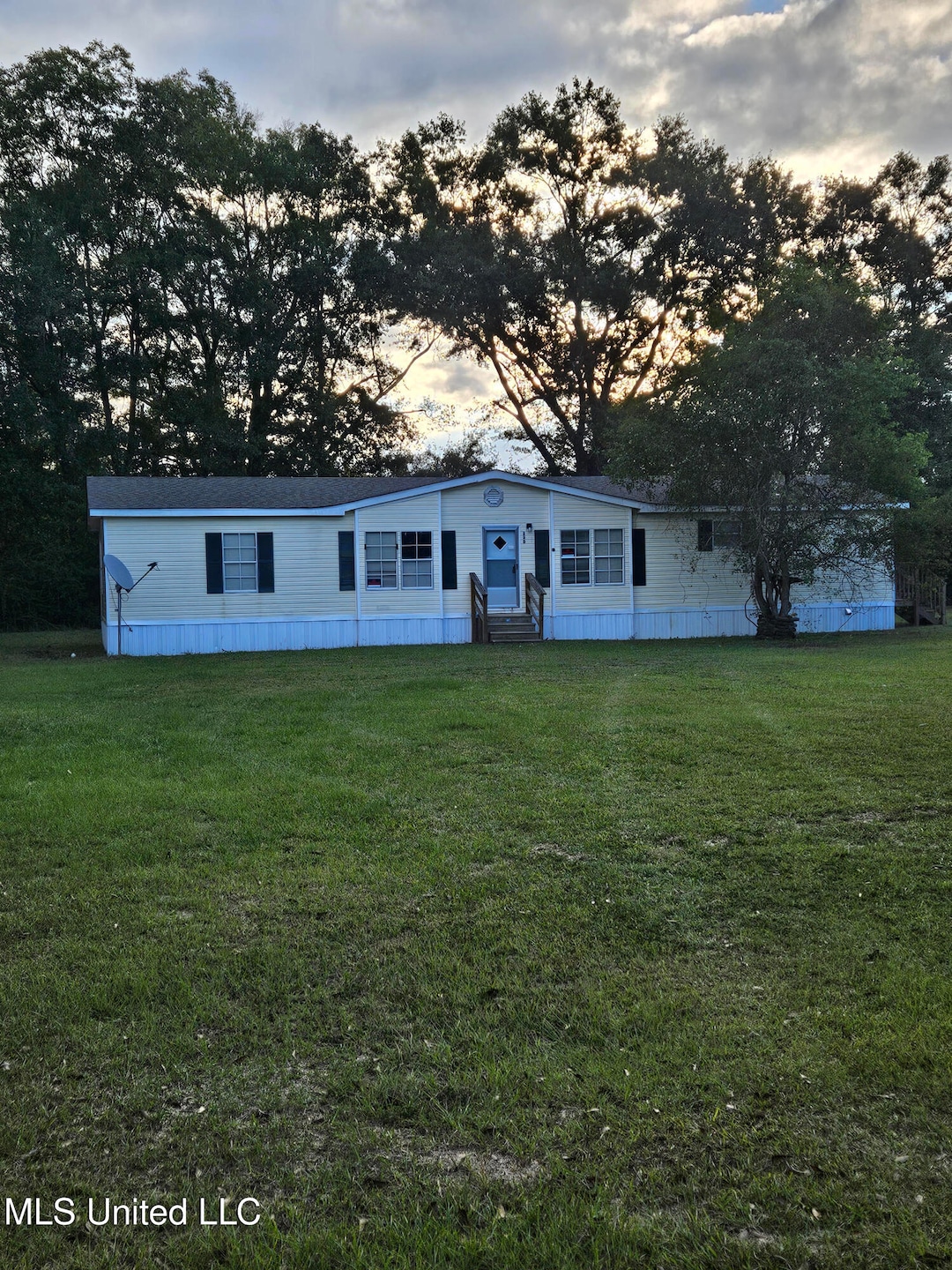 For Rent $1,000/month