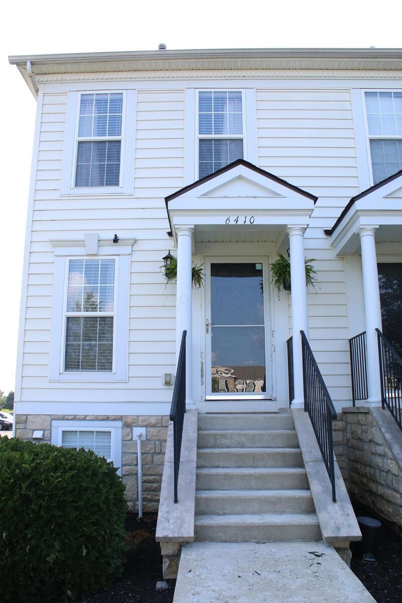 6410 Blue Knoll Dr unit 46-641, Canal Winchester, OH 43110 - photo 1