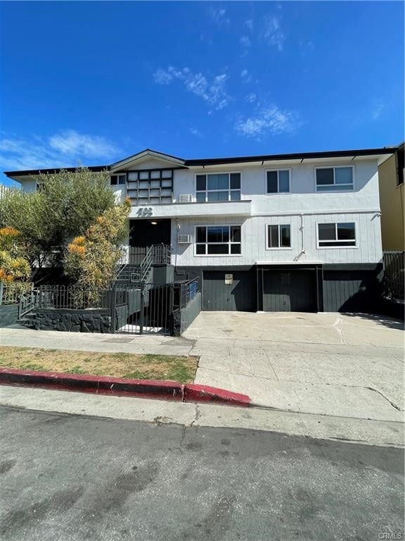 For Rent $1,700/month