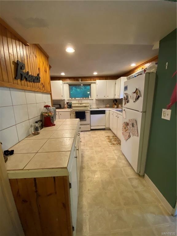 29 Leonhardt St, North Tonawanda, NY 14120 - photo 1