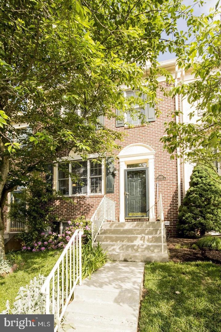 1050 Hidden Moss Dr, Cockeysville, MD 21030 - photo 1