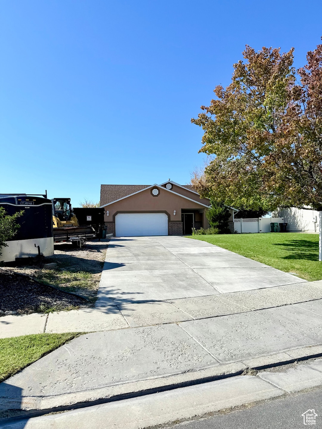 5013 S 4150 W, Roy, UT 84067 - photo 1