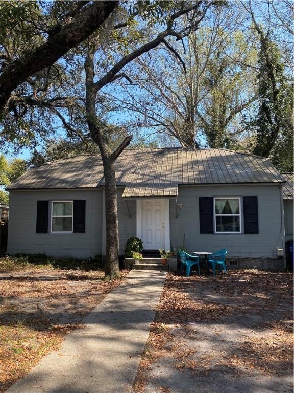 3608 Norwich St, Brunswick, GA 31520 - photo 1