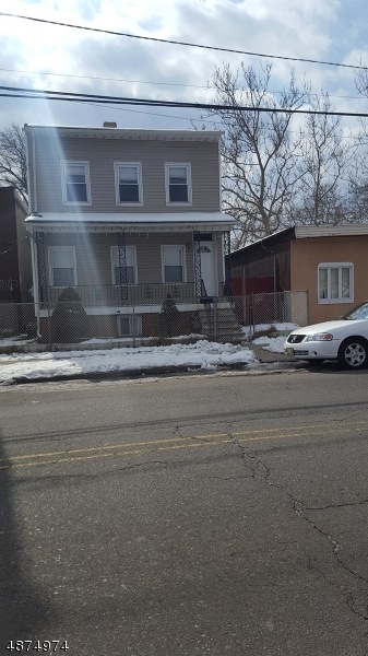 720-722 Trumbull St, Elizabeth, NJ 07201 - photo 1