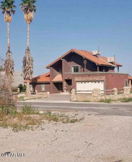 536 James St, El Paso, TX 79915 - photo 1