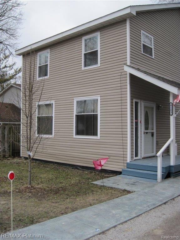 Front 1070.JPG