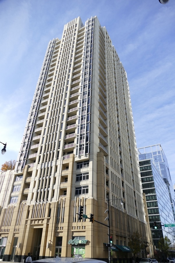 Michigan 1400 unit 1603, Chicago, IL 60605 - photo 1