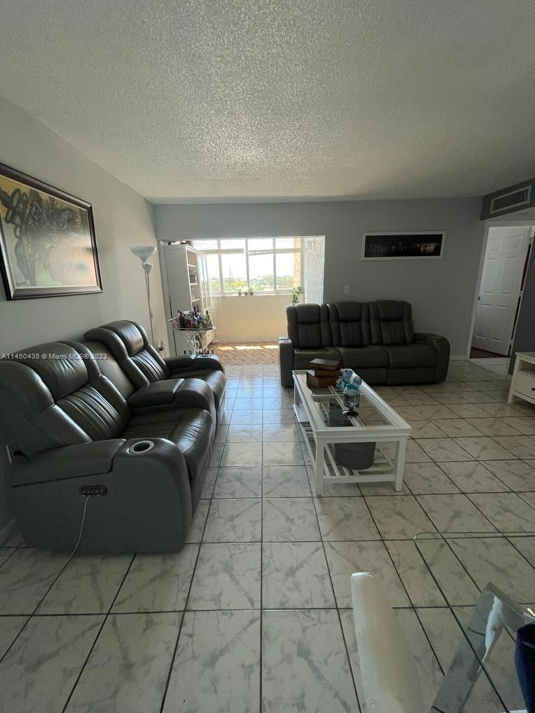 Sold $215,000 • Co-Listing Agent