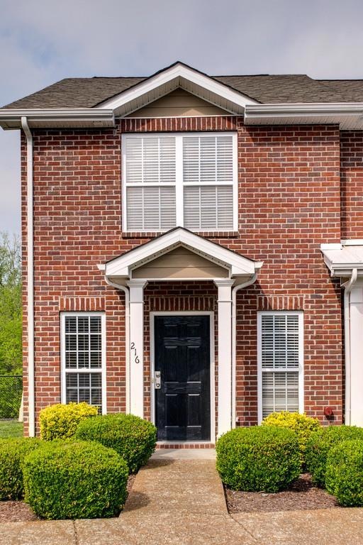 Welcome to 216 Stewarts Landing Cir!