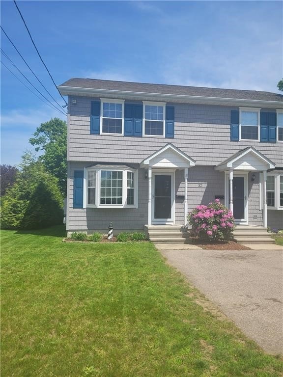 32 East Ave unit B, Westerly, RI 02891 - photo 1