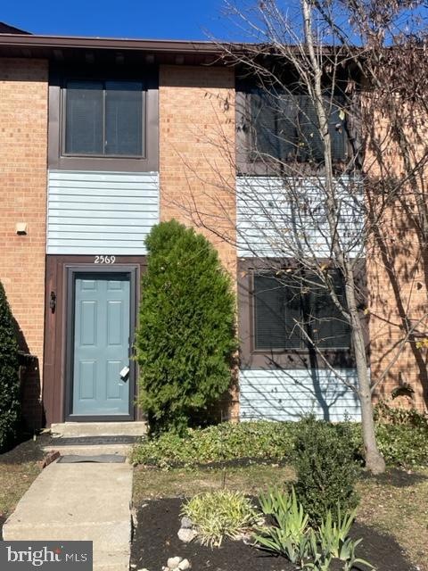 2569 Fox Ridge Ct, Woodbridge, VA 22192 - photo 1