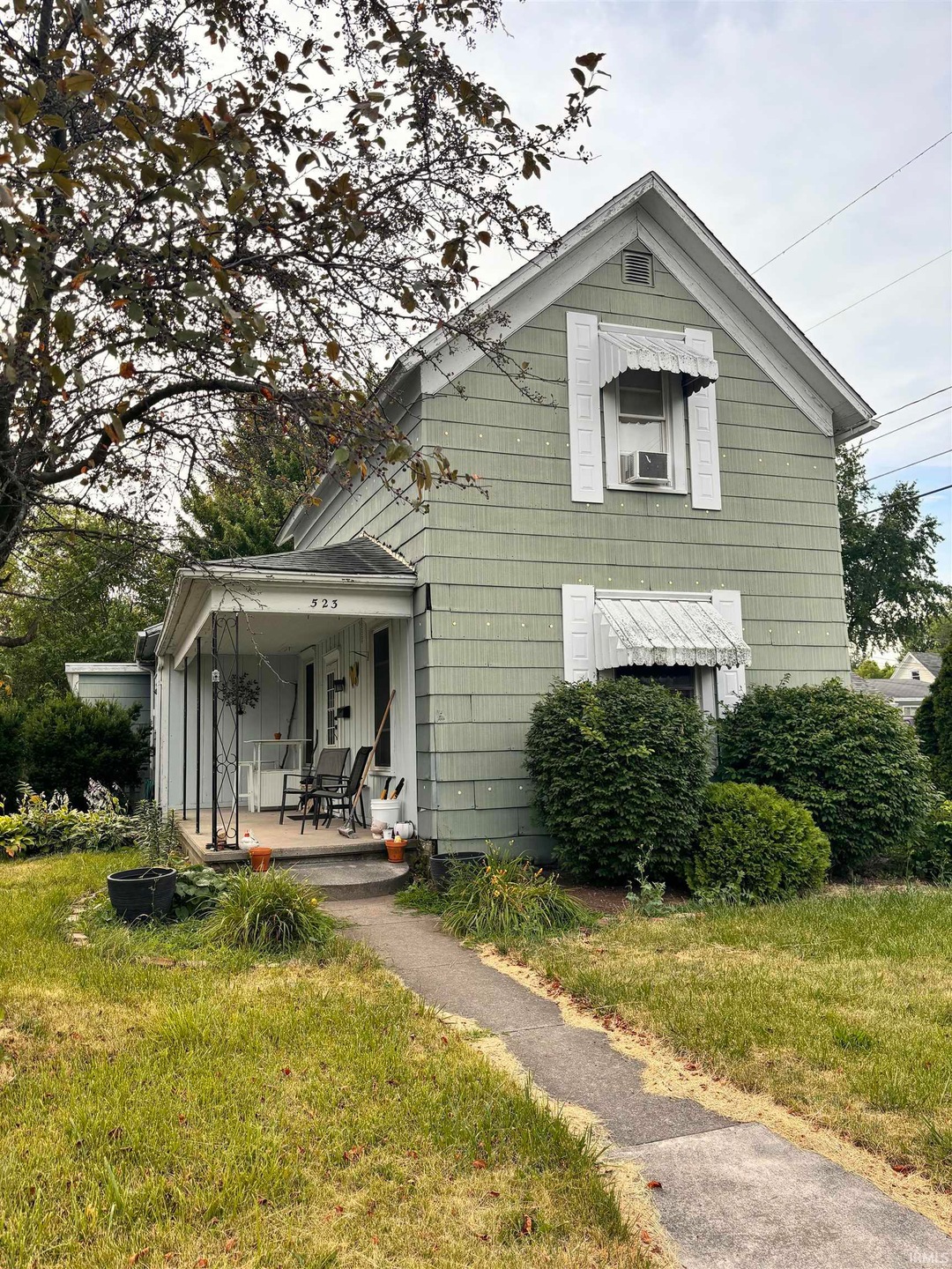 523 S Oak St, Bluffton, IN 46714 - photo 1