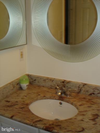 2005 Kalorama Rd NW unit 1, Washington, DC 20009 - photo 1